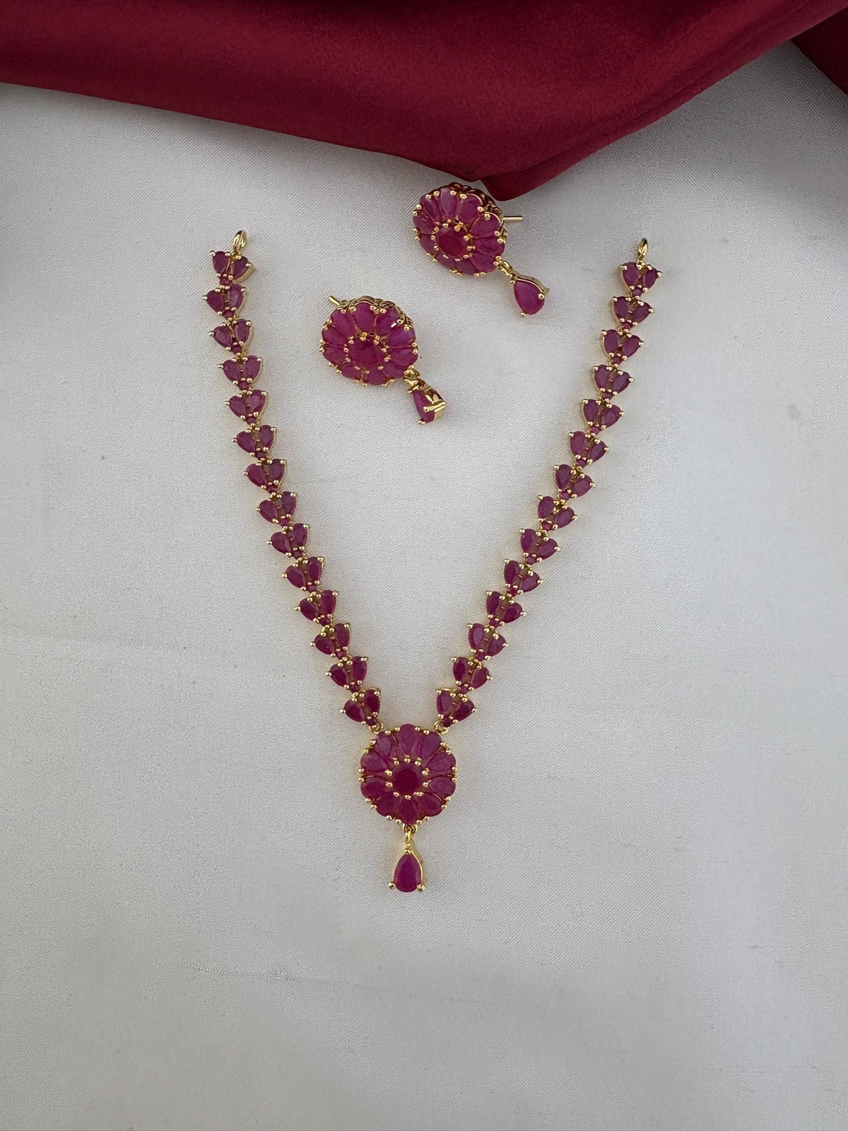 Vintage Ruby CZ Short Necklace Set for Heritage Lovers – D2542 Vintage Ruby-Tone CZ Short Necklace Set with matching – view 2
