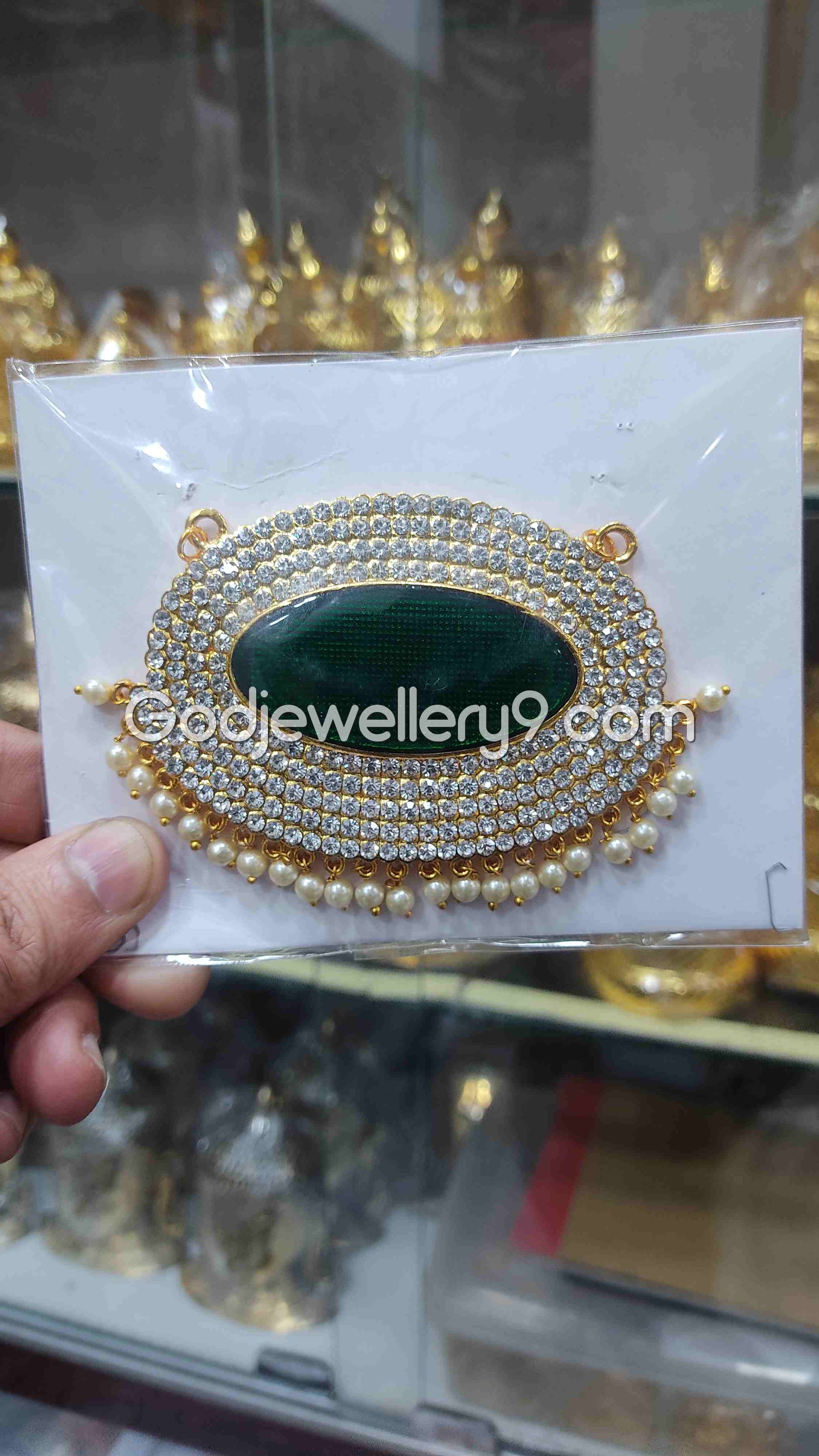Deity Medium Green Oval Stone Dollar Pendant Jewellery For God G28 Godjewellery9