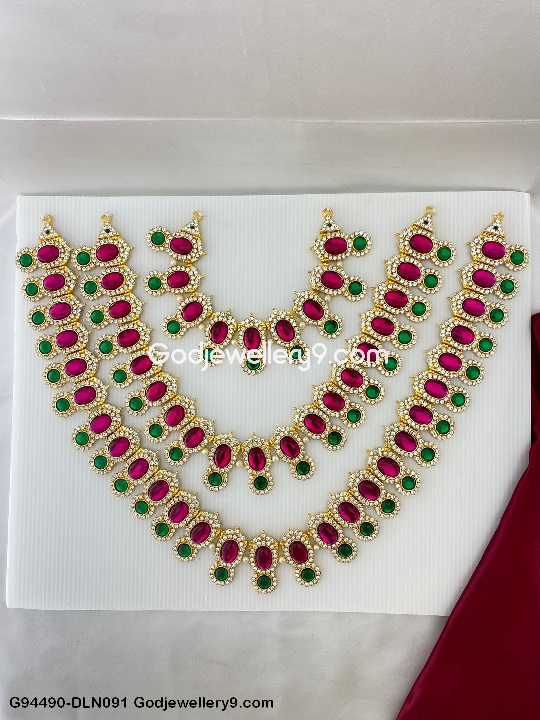 Sacred_Jewellery_for_Pooja_Deity_Long_Necklace_3_Step_G94490_DLN091