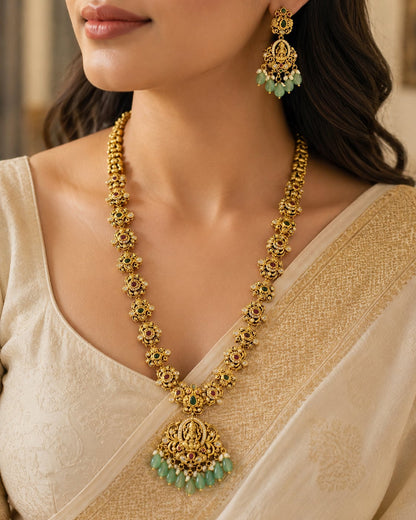 Emerald Lakshmi Pendant Necklace Set for Pattu Sarees with matching earrings, jewellery display view – view 2