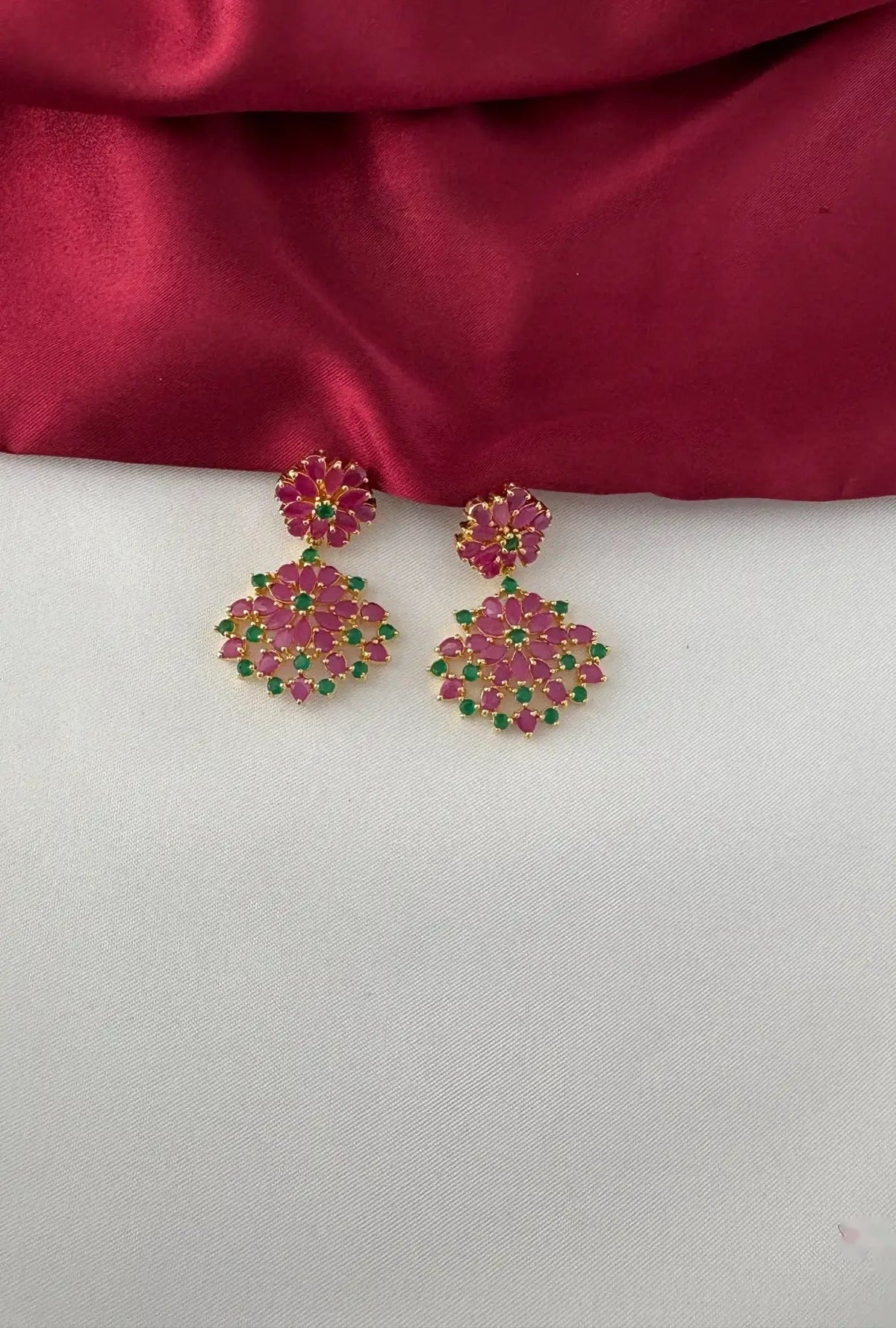 Festive Floral Necklace Set with Ruby and Emerald Accents – ruby and emerald floral necklace set, matching petal – view 3