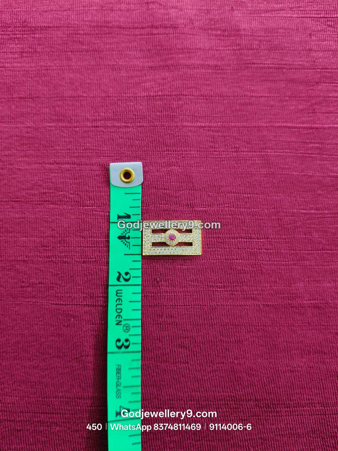 Medium Shiva Tilak / Naamam with Openwork Bars and Circular Center for Shiva idol forehead alankaram - detail view - SKU 9114006