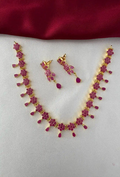 Gold-Plated Ruby Flower Necklace Set - Festive Charm – Gold Plated Ruby Flower Necklace Set - Front view showcasing the