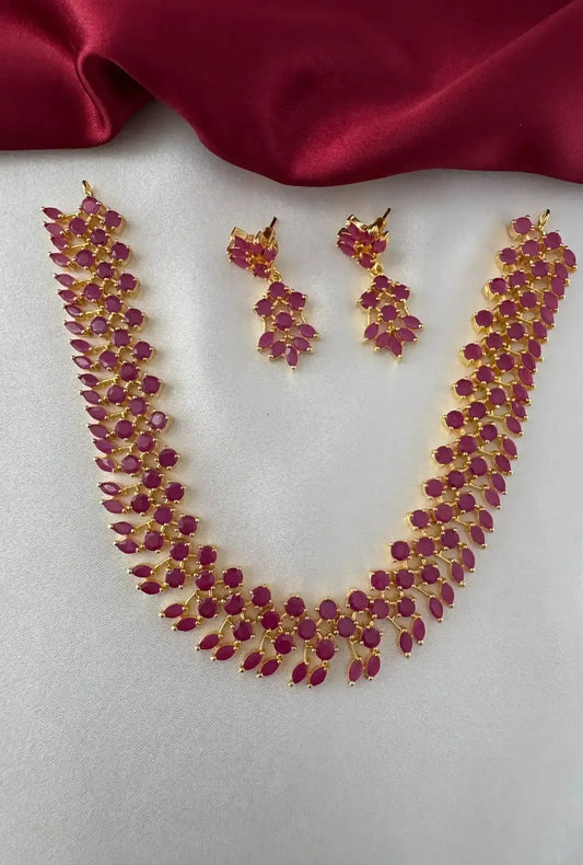 Gold-Plated Ruby Marquis Blossom Necklace Set - Dazzling Cluster Design – Gold Plated Ruby Marquis Blossom Necklace Set