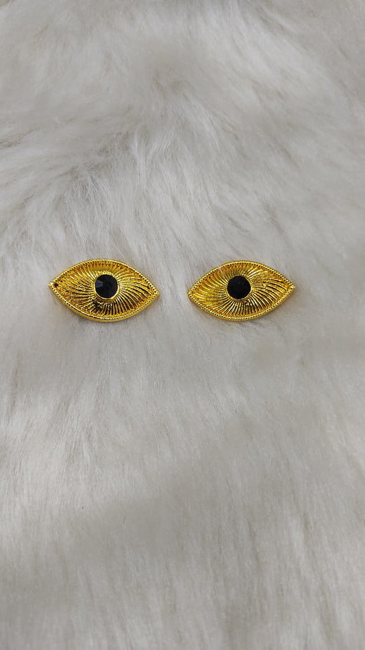 kanmalar eye sets in gold finish godjewellery9