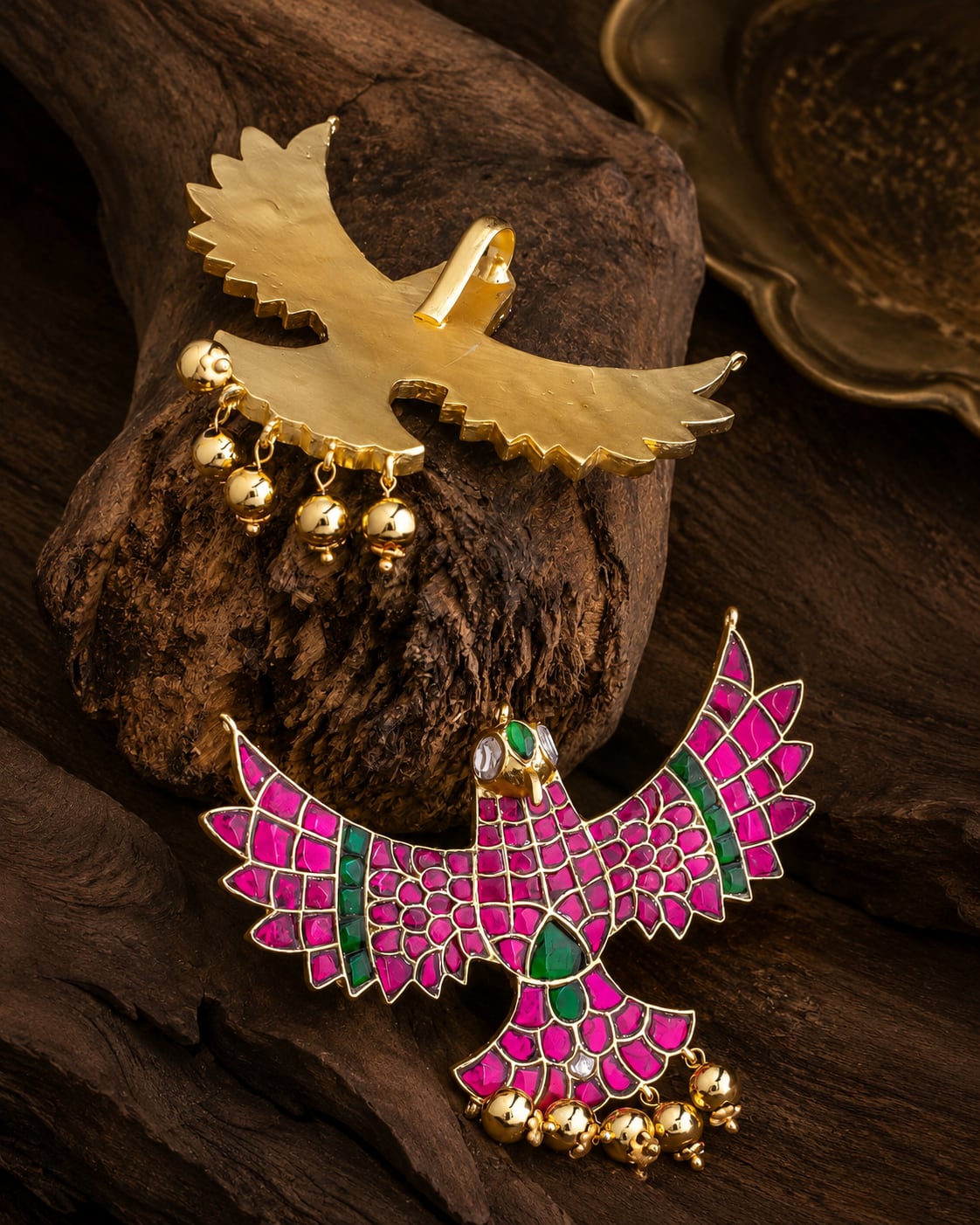 jadau kundan Garuda Pathakam Layered-Wing Pendant - front view